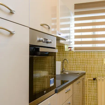 Modern Near With Sea View Terrace And Lounge Area تروغير